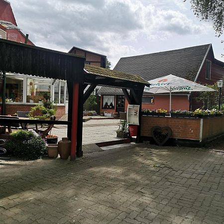 Uschi'S Gasthof Neuendorf  Экстерьер фото