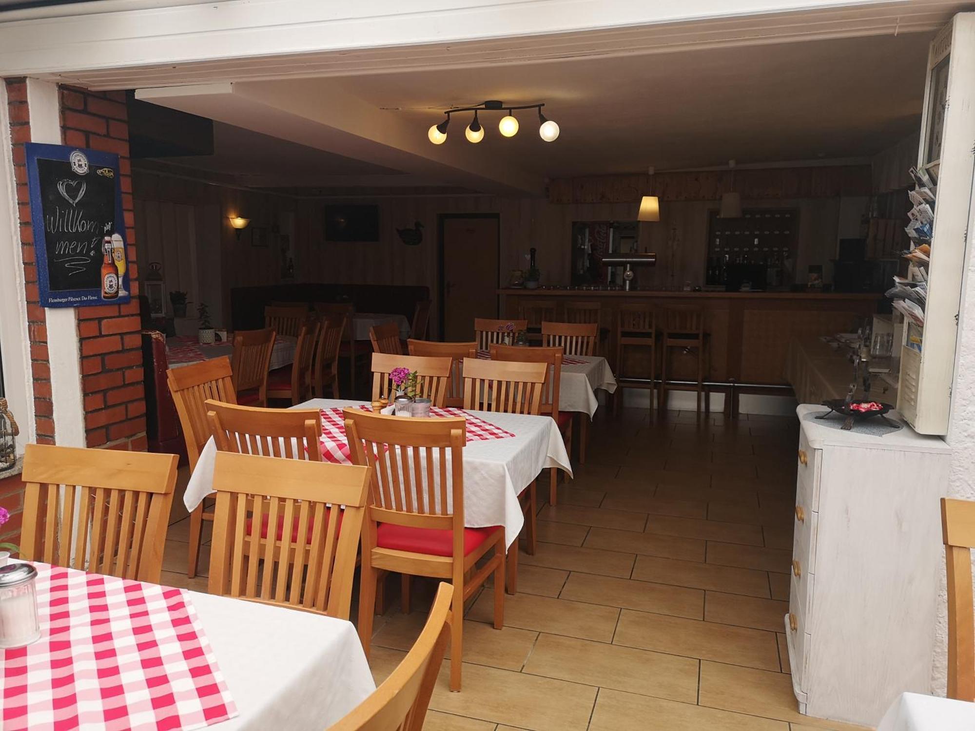Uschi'S Gasthof Neuendorf  Экстерьер фото